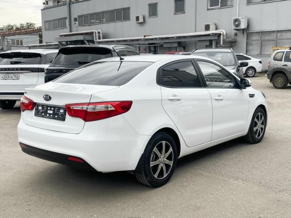 Kia Rio III с пробегом 2015 года, цена 949 000 рублей, 221237 км, седан, Автокод Объявления