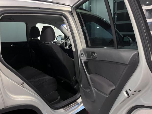 Volkswagen Tiguan I с пробегом 2010 года, цена 870 000 рублей, 274866 км, внедорожник, Автокод Объявления