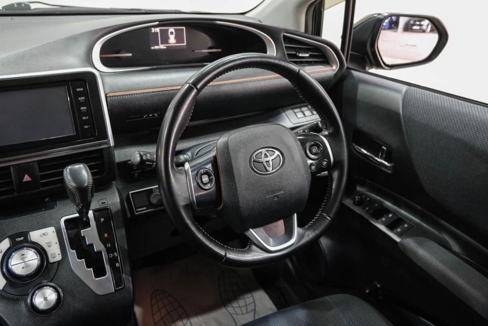 Toyota Sienta II Новокузнецк  - изображение 18