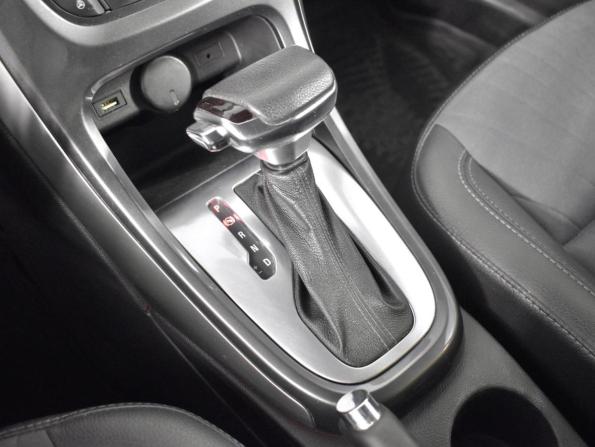 Opel Astra J Рестайлинг с пробегом 2013 года, цена 723 200 рублей, 214004 км, седан, Автокод Объявления