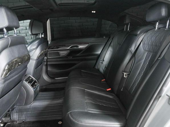 BMW 7 серии VI (G11/G12) с пробегом 2017 года, цена 2 900 000 рублей, 174916 км, седан, Автокод Объявления