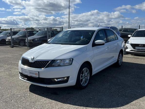 Skoda Rapid I Рестайлинг с пробегом 2019 года, цена 1 248 881 рубль, 81512 км, лифтбек, Автокод Объявления