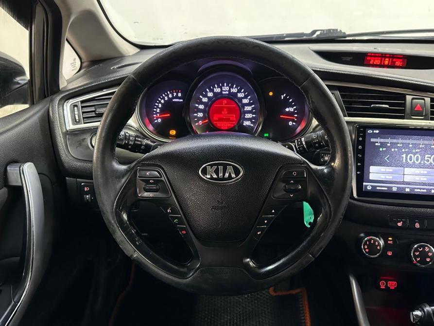 Kia Ceed II Рестайлинг Санкт-Петербург  - изображение 13