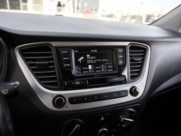 Hyundai Solaris II с пробегом 2018 года, цена 1 215 000 рублей, 152544 км, седан, Автокод Объявления