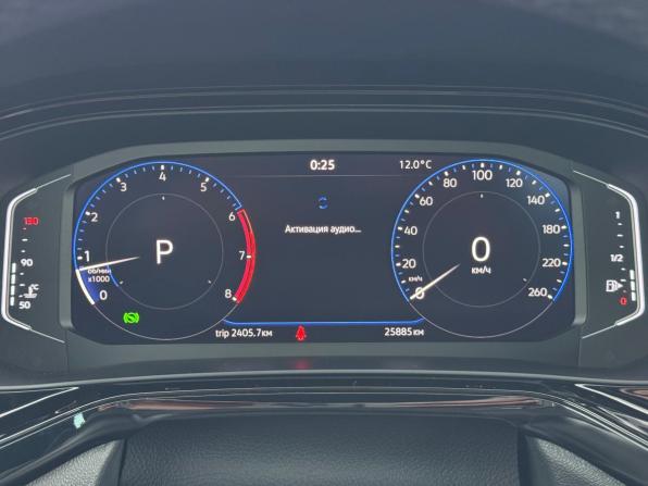 Volkswagen Polo VI с пробегом 2022 года, цена 2 470 000 рублей, 25800 км, лифтбек, Автокод Объявления