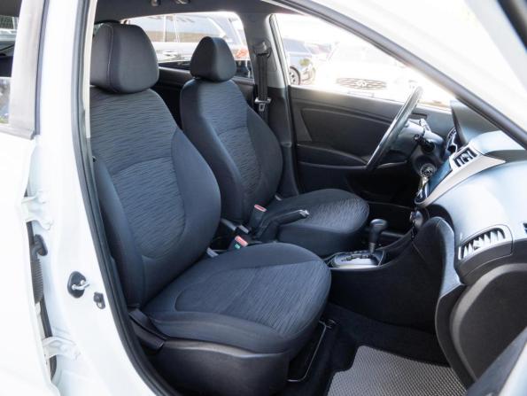 Hyundai Solaris I Рестайлинг с пробегом 2014 года, цена 911 000 рублей, 152858 км, хэтчбек, Автокод Объявления