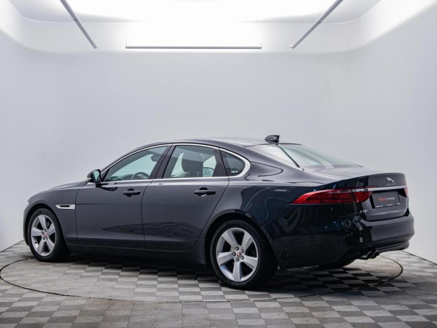 Jaguar XF II Москва  - изображение 7