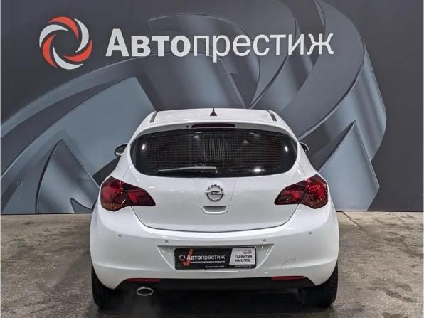 Opel Astra J с пробегом 2011 года, цена 695 000 рублей, 172973 км, универсал, Автокод Объявления