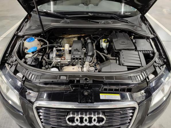 Audi A3 II (8P) Рестайлинг 2 с пробегом 2012 года, цена 900 000 рублей, 172601 км, хэтчбек, Автокод Объявления