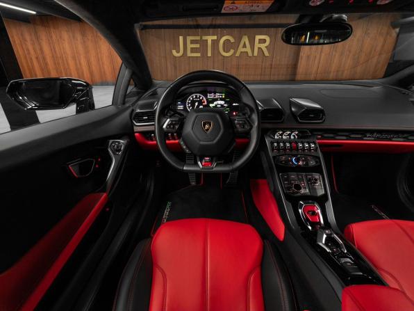 Lamborghini Huracán I с пробегом 2015 года, цена 18 500 000 рублей, 14117 км, купе, Автокод Объявления