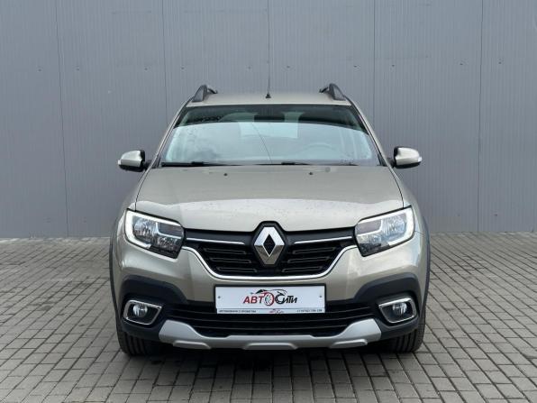 Renault Sandero II Рестайлинг с пробегом 2021 года, цена 1 502 000 рублей, 17700 км, хэтчбек, Автокод Объявления
