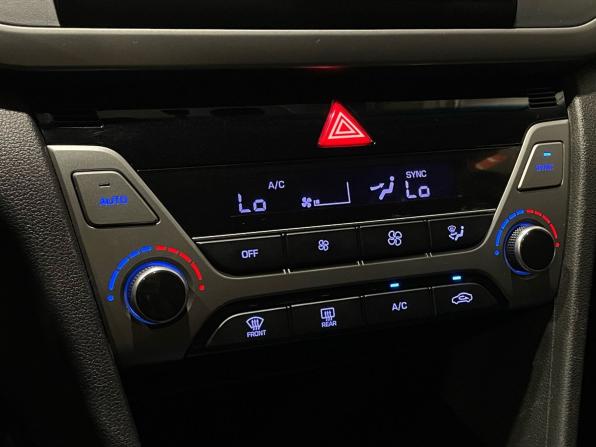 Hyundai Elantra VI (AD) с пробегом 2017 года, цена 1 350 000 рублей, 143602 км, седан, Автокод Объявления