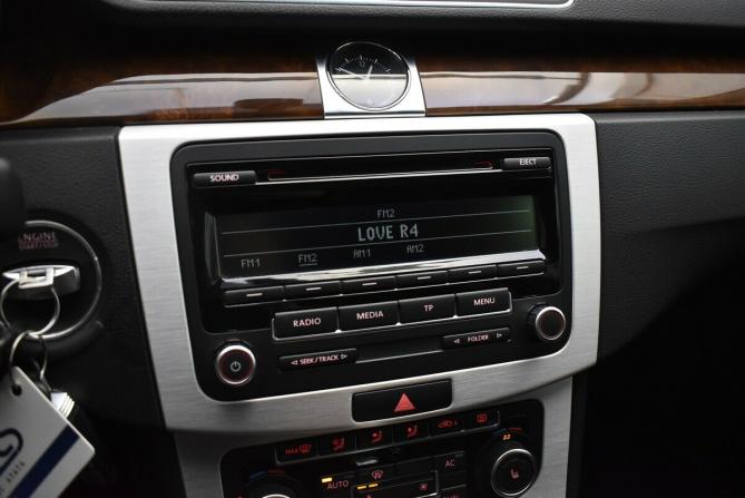 Volkswagen Passat B7 с пробегом 2011 года, цена 1 050 000 рублей, 206424 км, универсал, Автокод Объявления