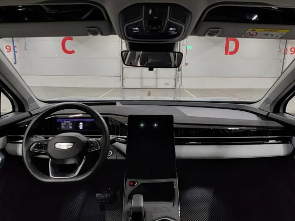 Geely Atlas II с пробегом 2024 года, цена 3 160 000 рублей, 23269 км, внедорожник, Автокод Объявления