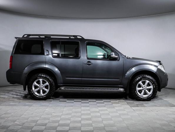 Nissan Pathfinder III Рестайлинг с пробегом 2010 года, цена 2 150 000 рублей, 90938 км, внедорожник, Автокод Объявления