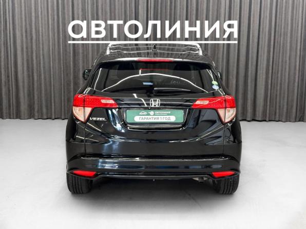 Honda Vezel I с пробегом 2017 года, цена 1 199 000 рублей, 180000 км, внедорожник, Автокод Объявления