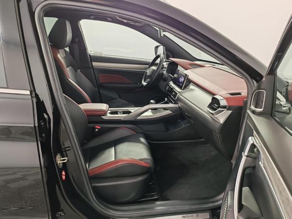 Geely Coolray I Рестайлинг с пробегом 2022 года, цена 1 795 000 рублей, 21206 км, внедорожник, Автокод Объявления