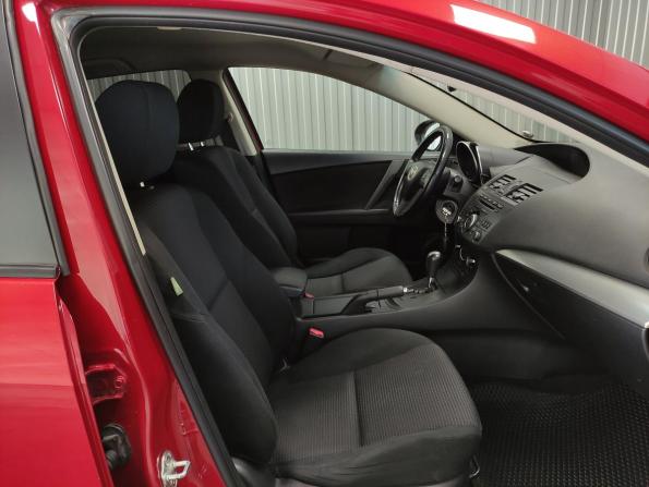 Mazda 3 II (BL) Рестайлинг с пробегом 2012 года, цена 825 000 рублей, 202720 км, хэтчбек, Автокод Объявления