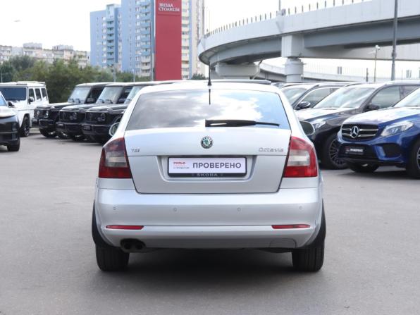Skoda Octavia II (A5) Рестайлинг с пробегом 2011 года, цена 590 000 рублей, 377698 км, лифтбек, Автокод Объявления