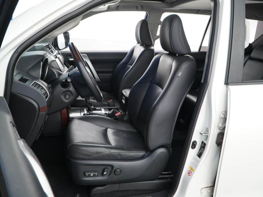 Toyota Land Cruiser Prado 150 Series Рестайлинг 1 Москва  - изображение 10