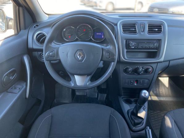 Renault Sandero II с пробегом 2018 года, цена 950 000 рублей, 90930 км, хэтчбек, Автокод Объявления