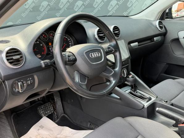 Audi A3 II (8P) Рестайлинг 2 с пробегом 2008 года, цена 800 000 рублей, 144000 км, хэтчбек, Автокод Объявления