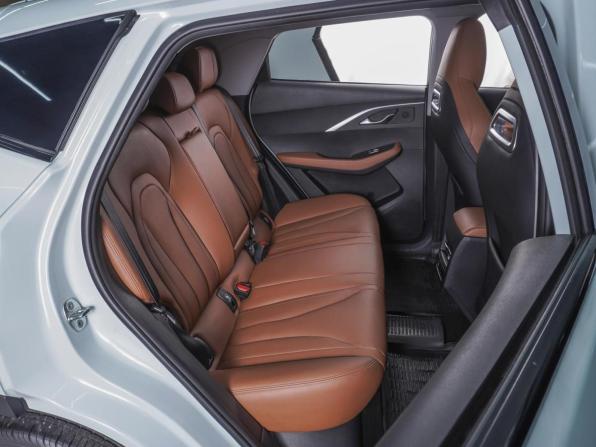 Omoda C5 I с пробегом 2023 года, цена 1 800 000 рублей, 42496 км, внедорожник, Автокод Объявления