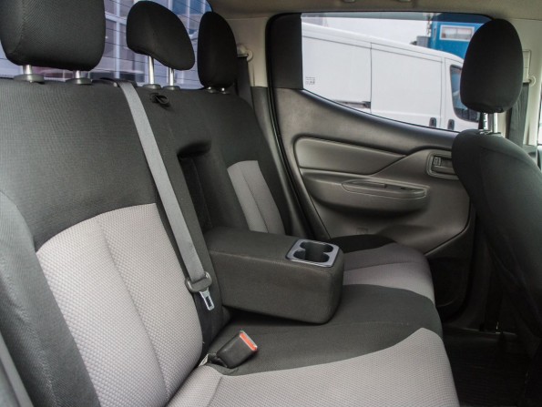 Mitsubishi L200 V с пробегом 2017 года, цена 1 599 000 рублей, 158000 км, offers.body_type.unknown, Автокод Объявления