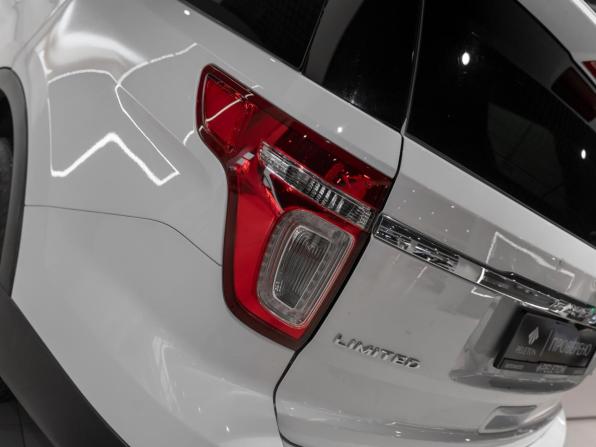 Ford Explorer V с пробегом 2015 года, цена 2 150 000 рублей, 89189 км, внедорожник, Автокод Объявления