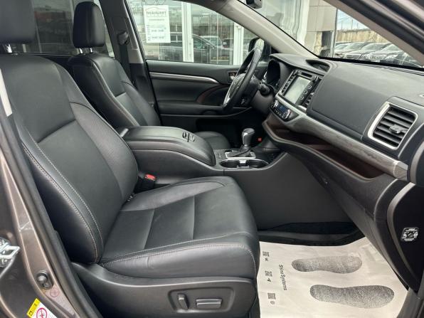 Toyota Highlander III (XU50) Рестайлинг с пробегом 2017 года, цена 4 090 000 рублей, 104160 км, внедорожник, Автокод Объявления