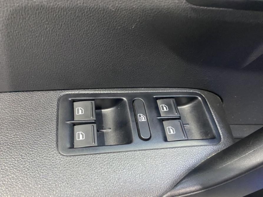 Volkswagen Polo V Рестайлинг Курск  - изображение 14