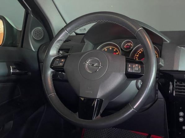 Opel Astra H Рестайлинг с пробегом 2009 года, цена 799 000 рублей, 172542 км, хэтчбек, Автокод Объявления