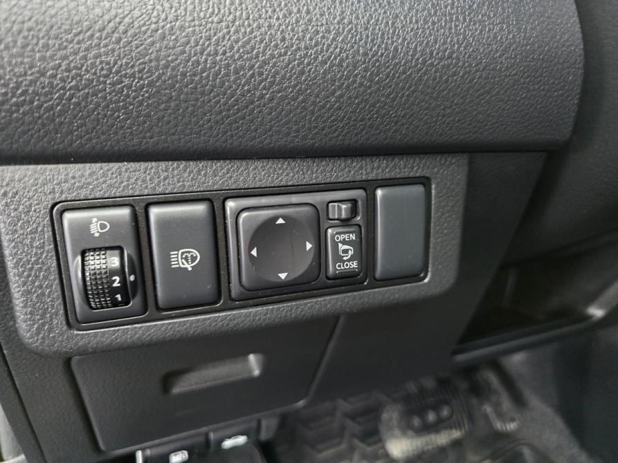 Nissan Tiida I Рестайлинг Таганрог  - изображение 8