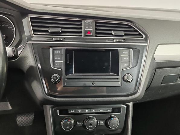 Volkswagen Tiguan II с пробегом 2017 года, цена 1 699 000 рублей, 214327 км, внедорожник, Автокод Объявления