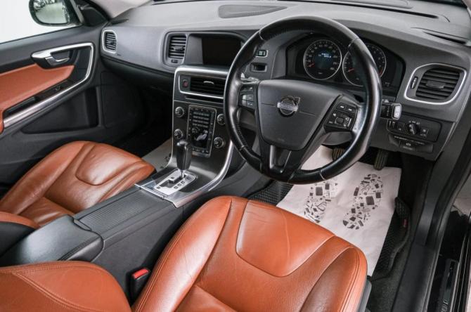 Volvo V60 I с пробегом 2012 года, цена 1 149 000 рублей, 94000 км, универсал, Автокод Объявления