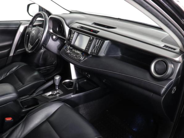 Toyota RAV4 IV (XA40) Рестайлинг с пробегом 2019 года, цена 2 547 000 рублей, 130000 км, внедорожник, Автокод Объявления