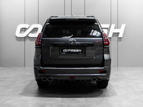 Toyota Land Cruiser Prado 150 Series Рестайлинг 2 с пробегом 2019 года, цена 5 879 000 рублей, 184028 км, внедорожник, Автокод Объявления
