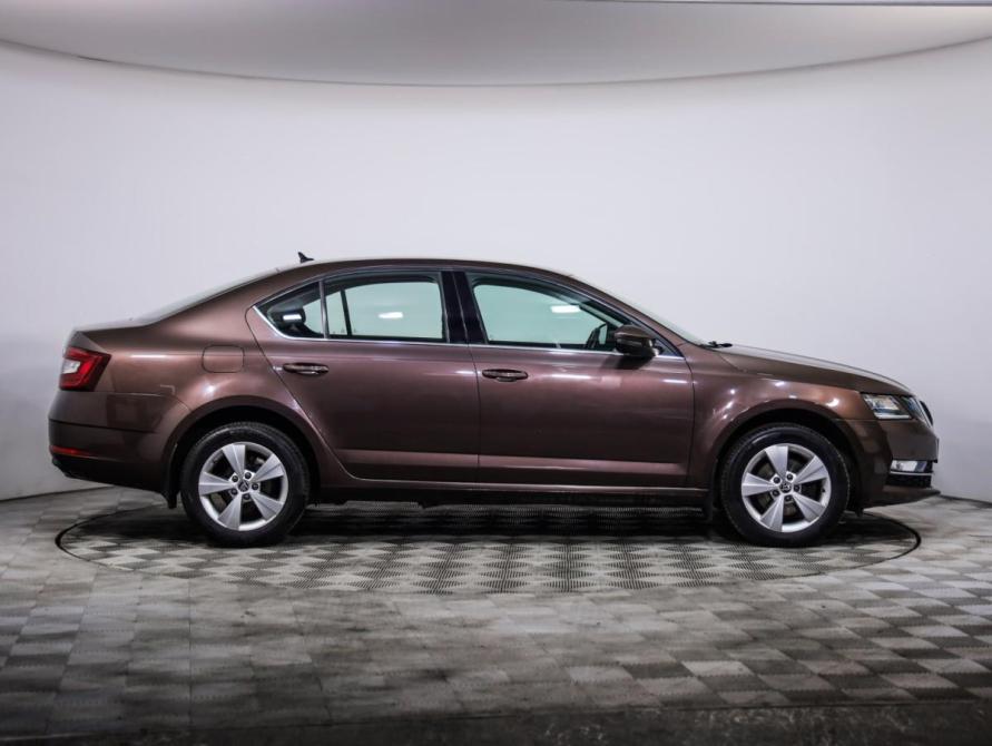 Skoda Octavia III (A7) Рестайлинг Санкт-Петербург  - изображение 4