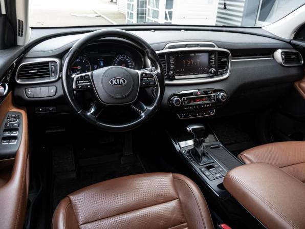 Kia Sorento III Prime Рестайлинг с пробегом 2017 года, цена 2 810 000 рублей, 174432 км, внедорожник, Автокод Объявления