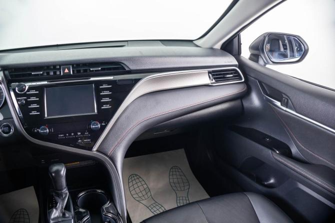 Toyota Camry VIII (XV70) с пробегом 2021 года, цена 2 999 000 рублей, 96000 км, седан, Автокод Объявления