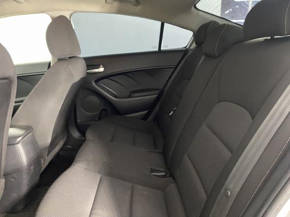 Kia Forte II Рестайлинг с пробегом 2016 года, цена 1 060 000 рублей, 133376 км, седан, Автокод Объявления