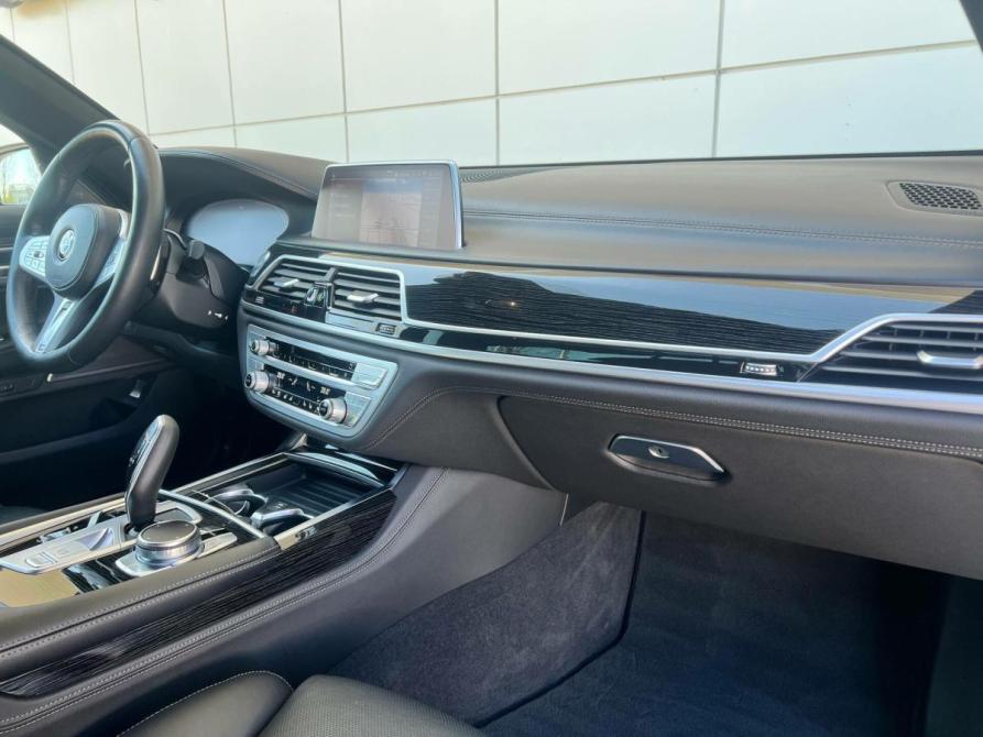 BMW 7 серии VI (G11/G12) Рестайлинг Краснодар  - изображение 11