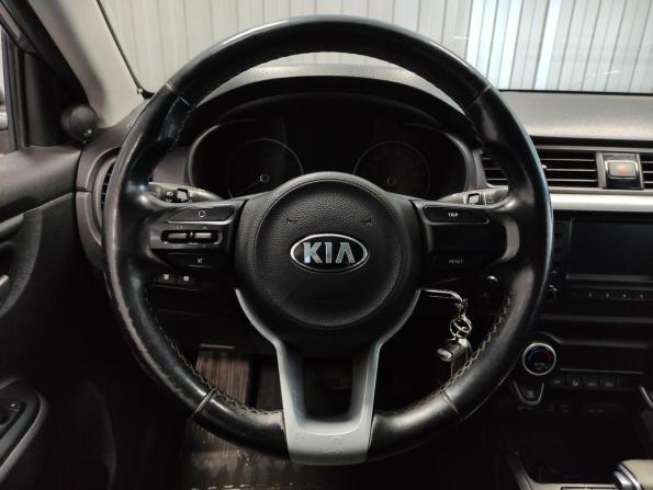 Kia Rio IV с пробегом 2018 года, цена 1 240 000 рублей, 186000 км, седан, Автокод Объявления