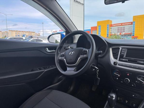 Hyundai Solaris II Рестайлинг с пробегом 2021 года, цена 1 325 000 рублей, 137357 км, седан, Автокод Объявления