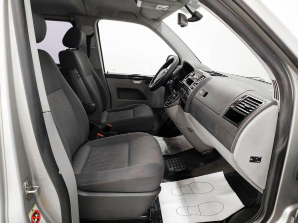Volkswagen Caravelle T5 Рестайлинг с пробегом 2011 года, цена 1 400 000 рублей, 442781 км, минивэн, Автокод Объявления