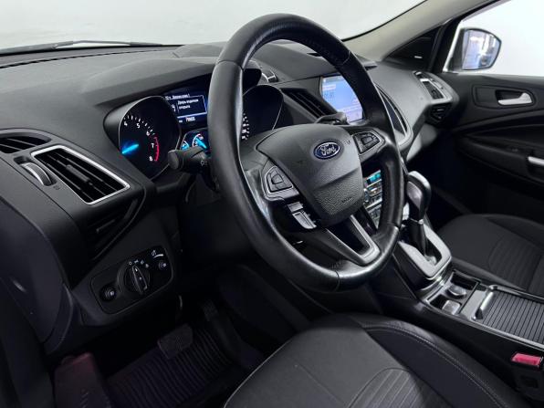 Ford Kuga II Рестайлинг с пробегом 2017 года, цена 1 330 000 рублей, 142500 км, внедорожник, Автокод Объявления