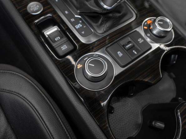 Volkswagen Touareg II Рестайлинг с пробегом 2017 года, цена 3 380 000 рублей, 144829 км, внедорожник, Автокод Объявления