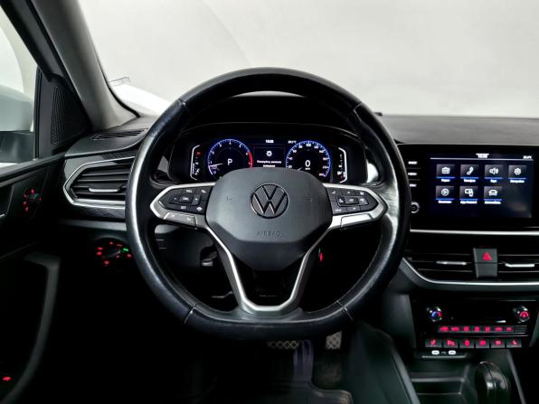 Volkswagen Polo VI с пробегом 2022 года, цена 1 999 000 рублей, 58827 км, лифтбек, Автокод Объявления