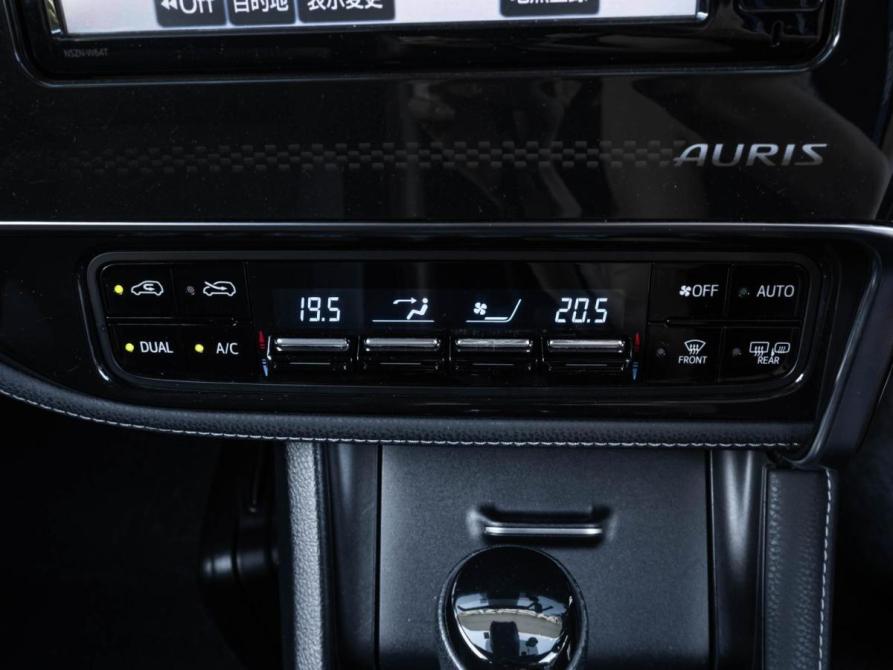 Toyota Auris II Рестайлинг Ставрополь  - изображение 16