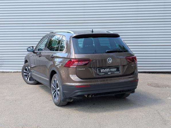 Volkswagen Tiguan II с пробегом 2019 года, цена 2 345 000 рублей, 185000 км, внедорожник, Автокод Объявления